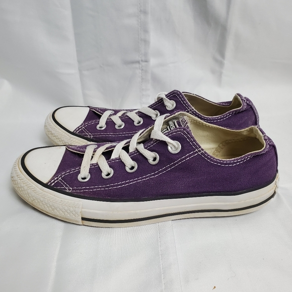 converse shoes purple color
